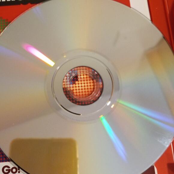 New Super Mario Bros. Wii Nintendo Video Game Untested in Opened Box - Picture 3 of 5